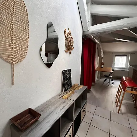 Charming, Quiet And Central Studio